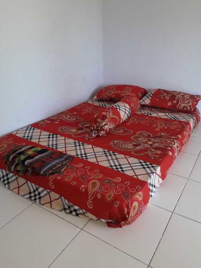 Crispycool Homestay Kuta  Екстер'єр фото